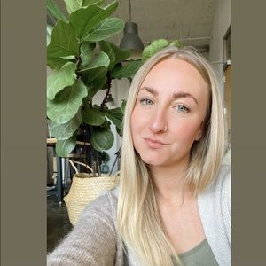 Meet your Posher, Jacqueline